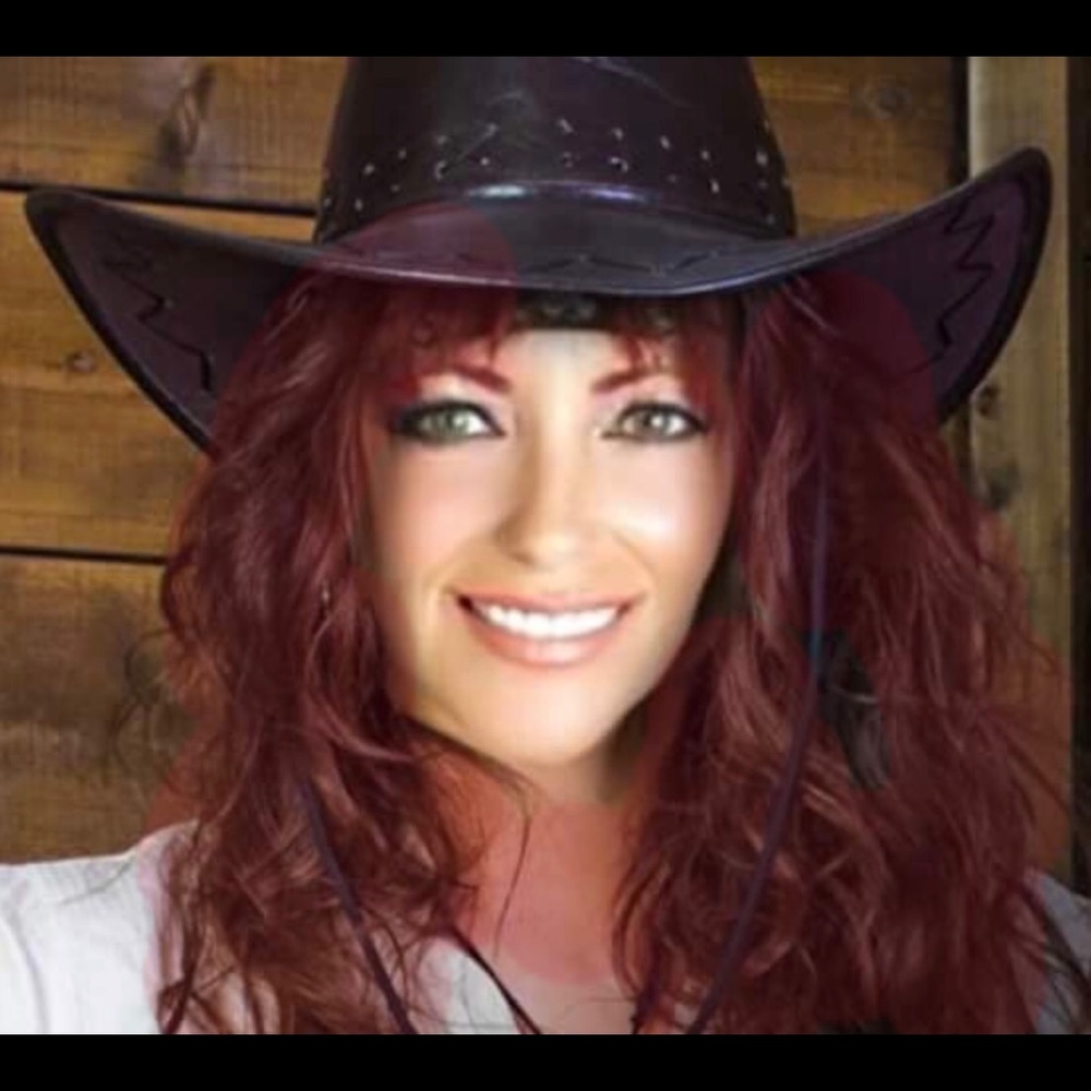 Meet your Posher, Melinda